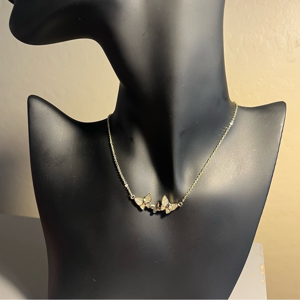 Elegant Gold Butterfly Necklace - Picture 5 of 5